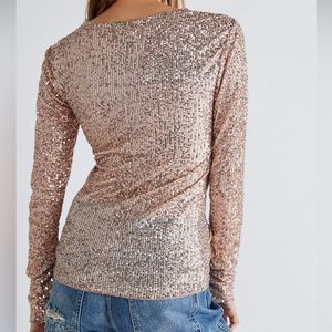 Free People Gold Rush Long Sleeve in Rose Gold NWT size small and XS